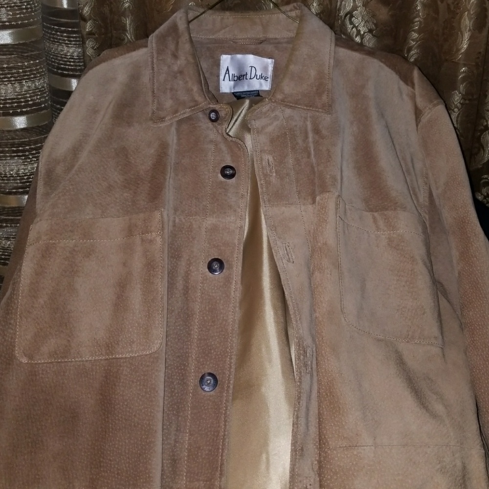 Previously loved Men's Suede Jacket